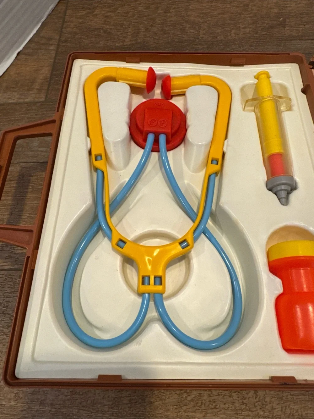 Vintage 1977 Fisher-Price Medical Kit #936 Doctor Nurse Pretend Play Set